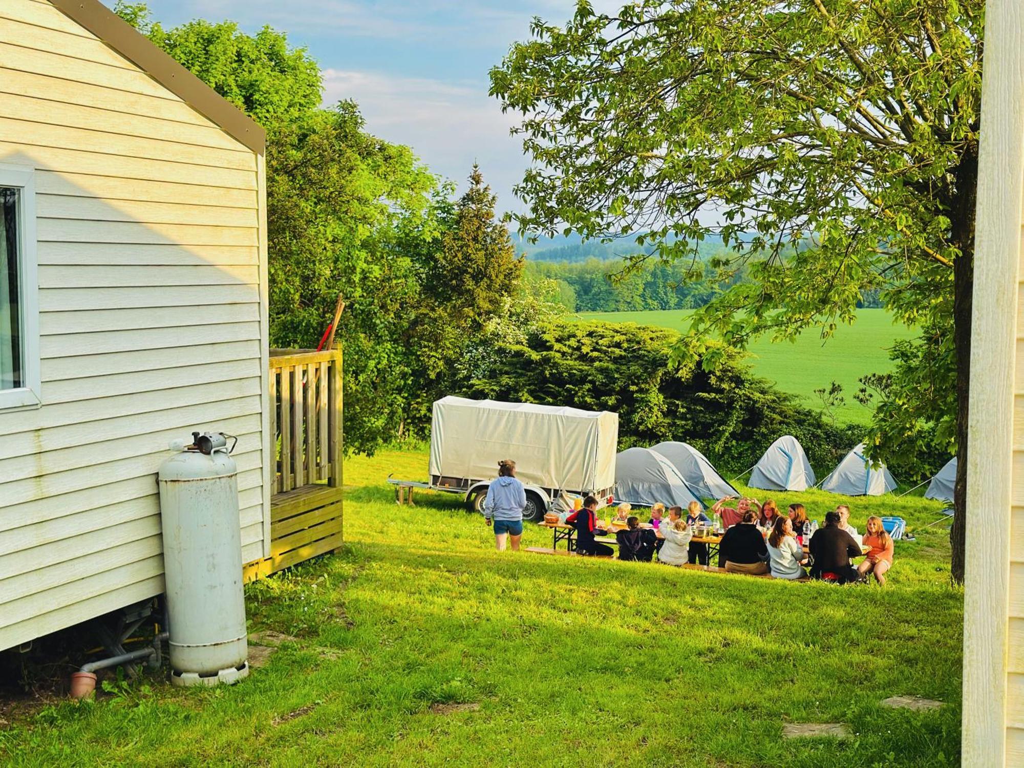 Camping Le Pommier Rustique Yvoir Dış mekan fotoğraf